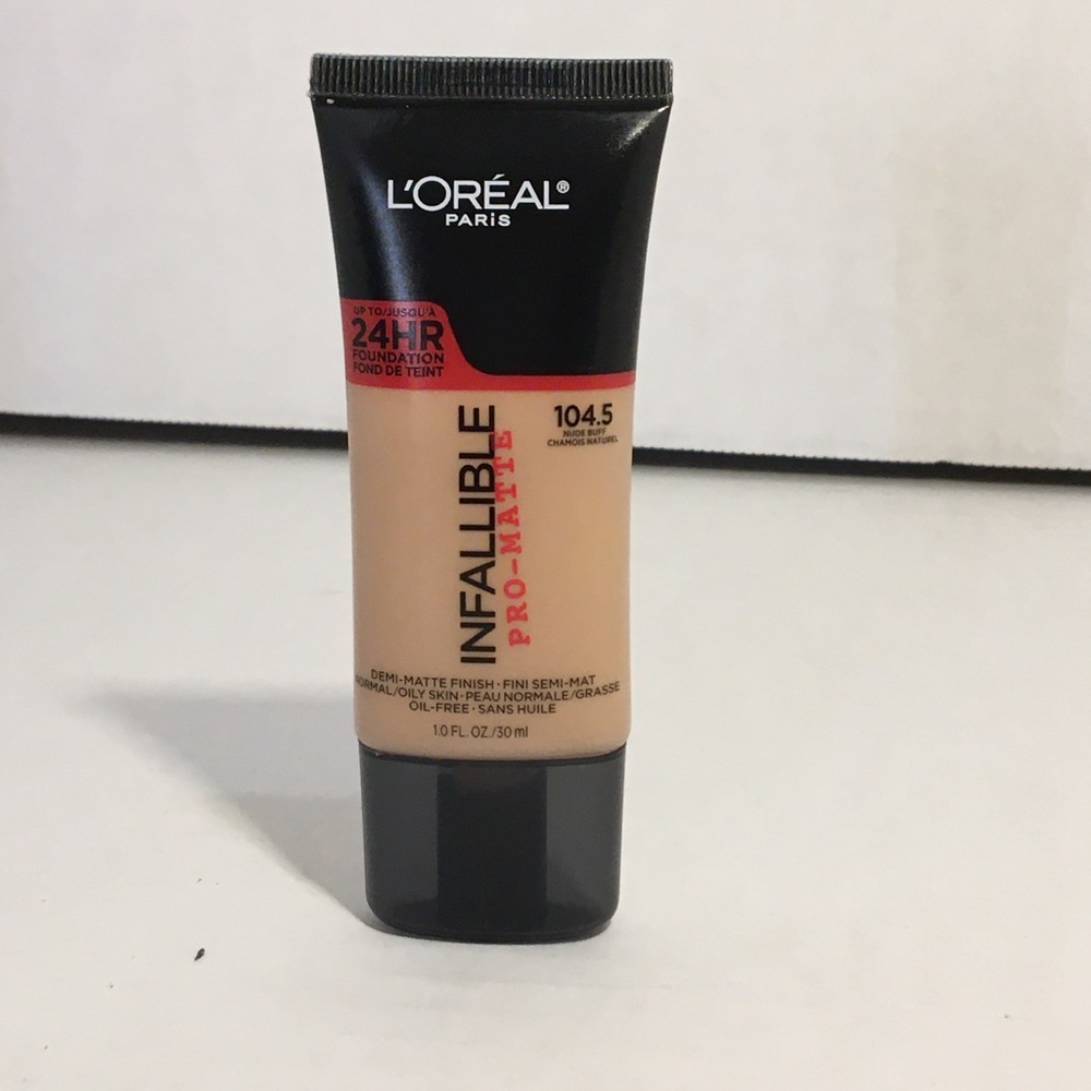 3/20% L’ORÉAL Paris PRO- Matte foundation